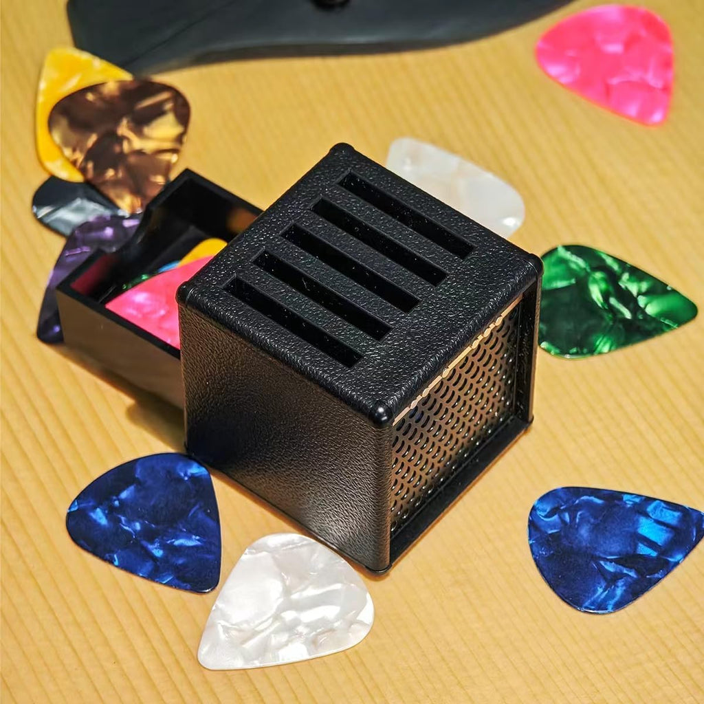 Guitar Picks Holder Box with 5 Guitar Picks L1435